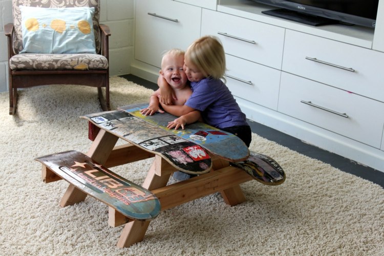 DIY-Möbel-Skateboard-Kinderzimmer-Möbel-Tisch